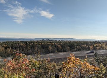 canada/northern-ontario/landmark/terry-fox-monument-and-statue