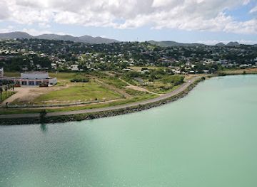 antigua-and-barbuda/half-moon-bay/landmark/heritage-quay-complex