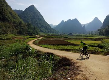 vietnam/sapa/landmark/adventure-bike-tour-vietnam