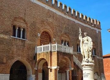 italy/venice/landmark/palazzo-dei-trecento