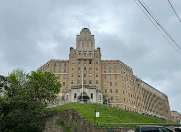 arkansas/hot-springs/landmark/former-army-navy-hospital