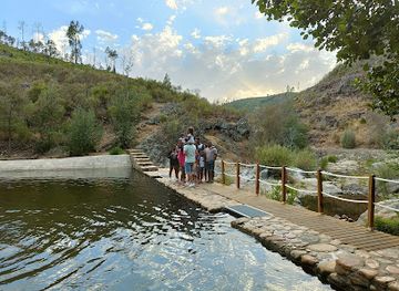 portugal/beira-litoral/landmark/passadicos-do-penedo-furado