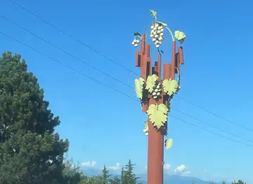 Georgian Vine Monument