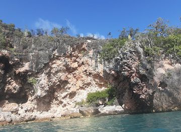 anguilla/sandy-ground-village/landmark/little-bay