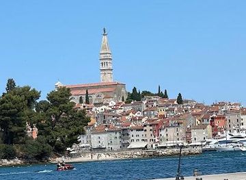 slovenia/piran/landmark/church-plaza