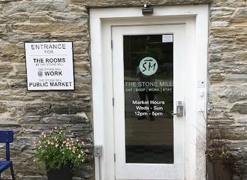 vermont/middlebury/landmark/the-stone-mill-public-market