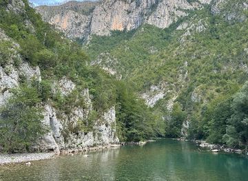 montenegro/tara-river-canyon/landmark/riviere-tara