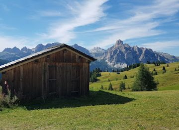 italy/alta-badia/landmark/rifugio-alpino-pralongia