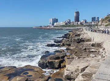 Playa pública Varese - Entrada Norte