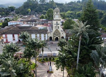 colombia/cocora-valley/landmark/calle-real