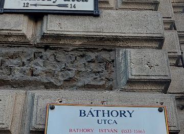 hungary/northern-hungary/landmark/bathory-istvan-emlekmu