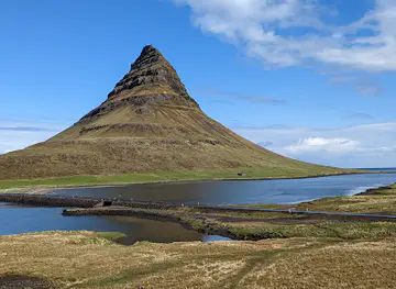 Grundarfjörður harbour view and Kirkufjell