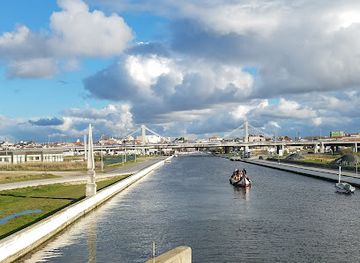 portugal/aveiro/landmark/ecomuseu-marinha-da-troncalhada