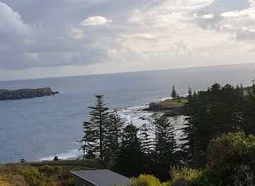 norfolk-island/queen-victoria-s-garden/landmark/hundred-acres-reserve