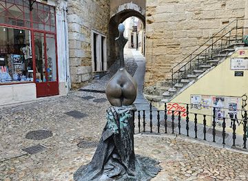 portugal/beira-litoral/landmark/porta-e-torre-de-almedina