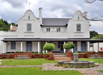 south-africa/pretoria/brooklyn/landmark/brooks-house