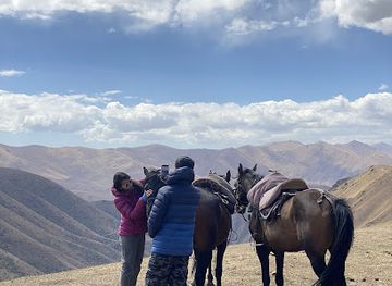 kyrgyzstan/kochkor/landmark/destination-kochkor