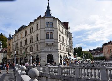 slovenia/ljubljana/landmark/rain-place