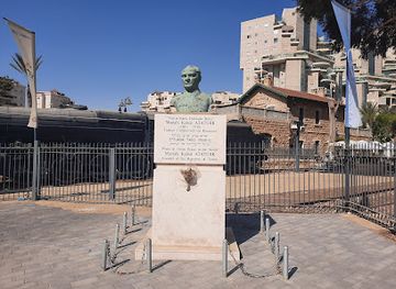 israel/beersheba/landmark/turkish-railway-station