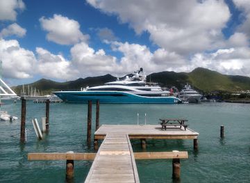 sint-maarten/simpson-bay-lagoon/landmark/nowhere-special