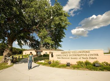 north-dakota/missouri-coteau/landmark/missouri-yellowstone-confluence-interpretive-center