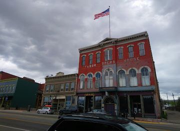 colorado/leadville/landmark/the-silver-llama-market-eatery