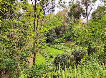 guatemala/guatemala-city/zona-10/landmark/la-joya-de-oakland-park