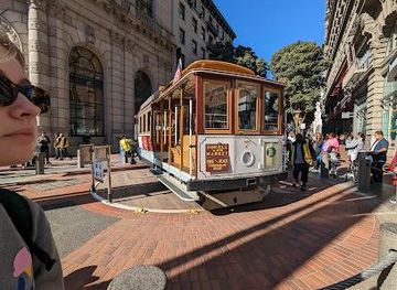 california/daly-city/landmark/cable-car-turnaround-powell-st