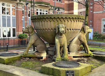 united-kingdom/leeds/city-centre/landmark/the-talbot-hounds-fountain