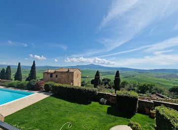 italy/val-d-orcia/landmark/la-terrazza-del-chiostro