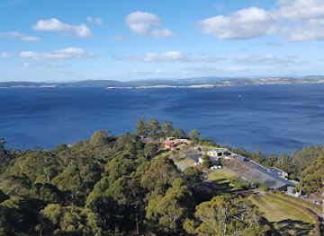australia/hobart/landmark/the-shot-tower-historic-site-and-the-tower-tearoom