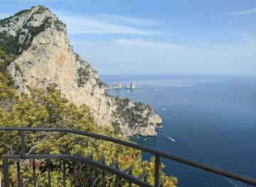 italy/capri/landmark/belvedere-della-migliara