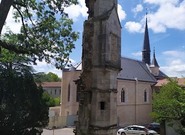 france/dijon/quartier-de-la-fontaine-d-ouche/landmark/lavoir