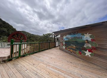 puerto-rico/la-cordillera-central/landmark/hijos-del-cafetal