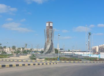 egypt/port-said/landmark/welcome-goodbye-port-said-statue