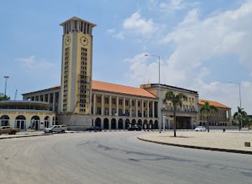 angola/luanda/landmark/terminal-maritimo-de-passageiros