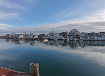 massachusetts/nantucket/landmark/sunken-ship