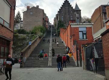 belgium/liege/landmark/coteaux-de-la-citadelle