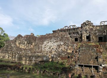 cambodia/oddar-meanchey/landmark/war-museum-cambodia