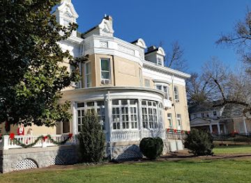 virginia/roanoke-valley/landmark/historic-fishburn-mansion