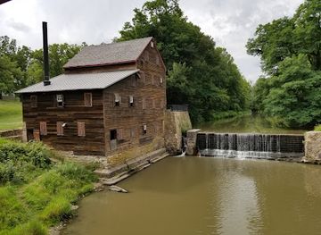 iowa/central-iowa/landmark/pine-creek-grist-mill