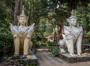 thailand/northern-thailand/landmark/wat-pha-lat