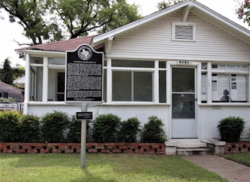 texas/dallas/landmark/juanita-craft-house-texas-state-historical-marker