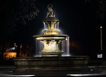 croatia/split/landmark/strossmayerova-fountain