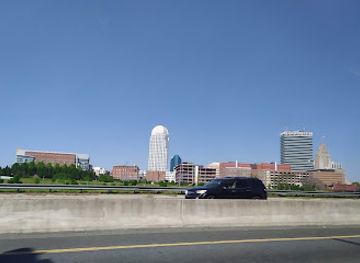 north-carolina/winston-salem/landmark/winston-tower-suites