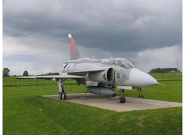estonia/tartu-county/landmark/estonian-aviation-museum