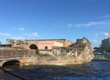 puerto-rico/south-region/landmark/fortin-de-san-jeronimo-del-boqueron