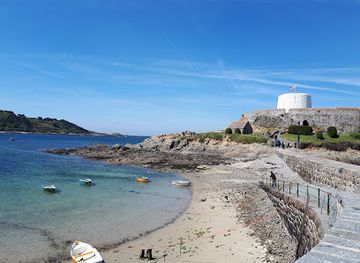 guernsey/portelet-bay/landmark/the-little-chapel