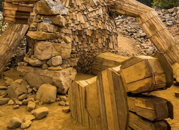 colorado/breckenridge/landmark/isak-heartstone