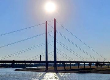 germany/dusseldorf/landmark/rheinkniebrucke